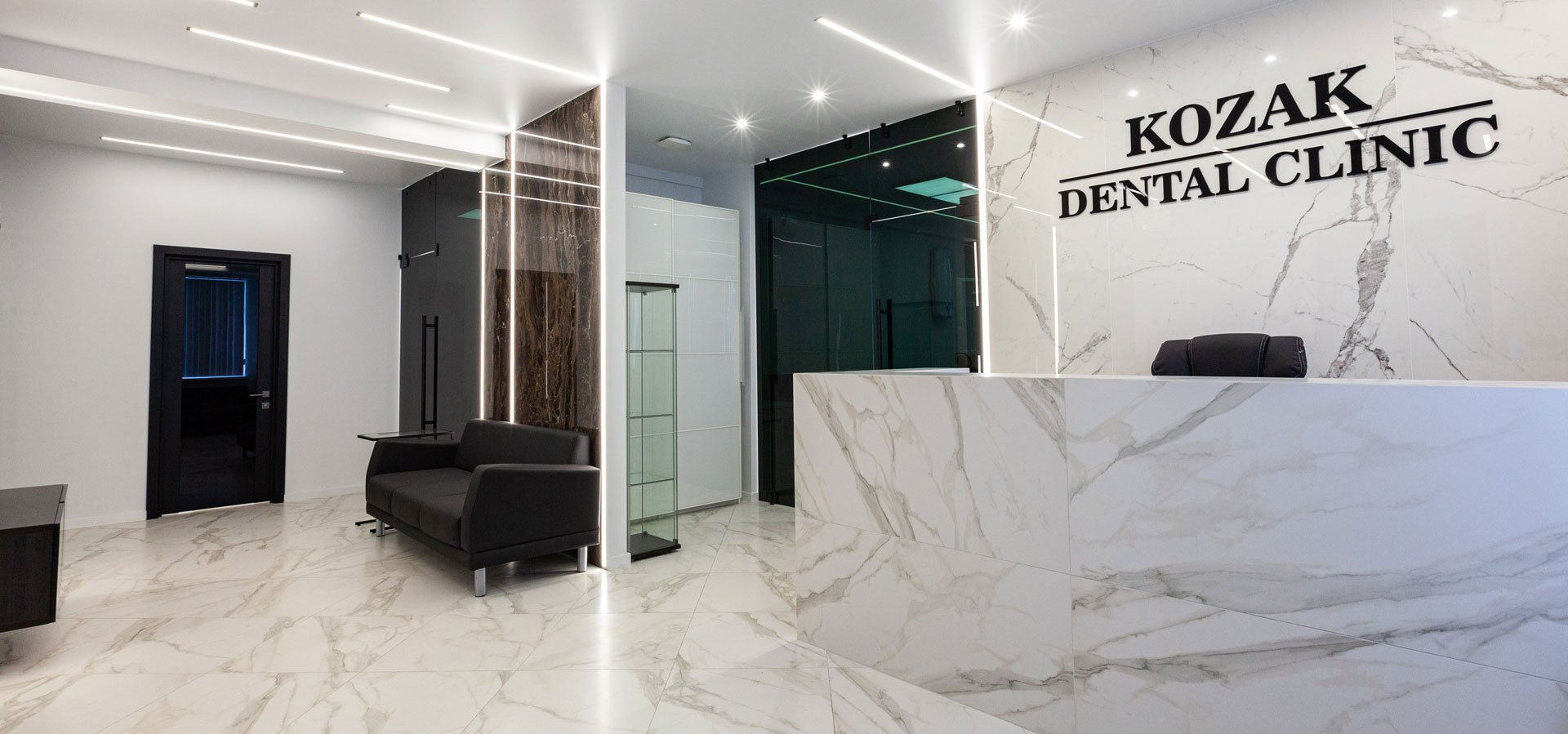 Интерьер стоматологической клиники Kozak Dental